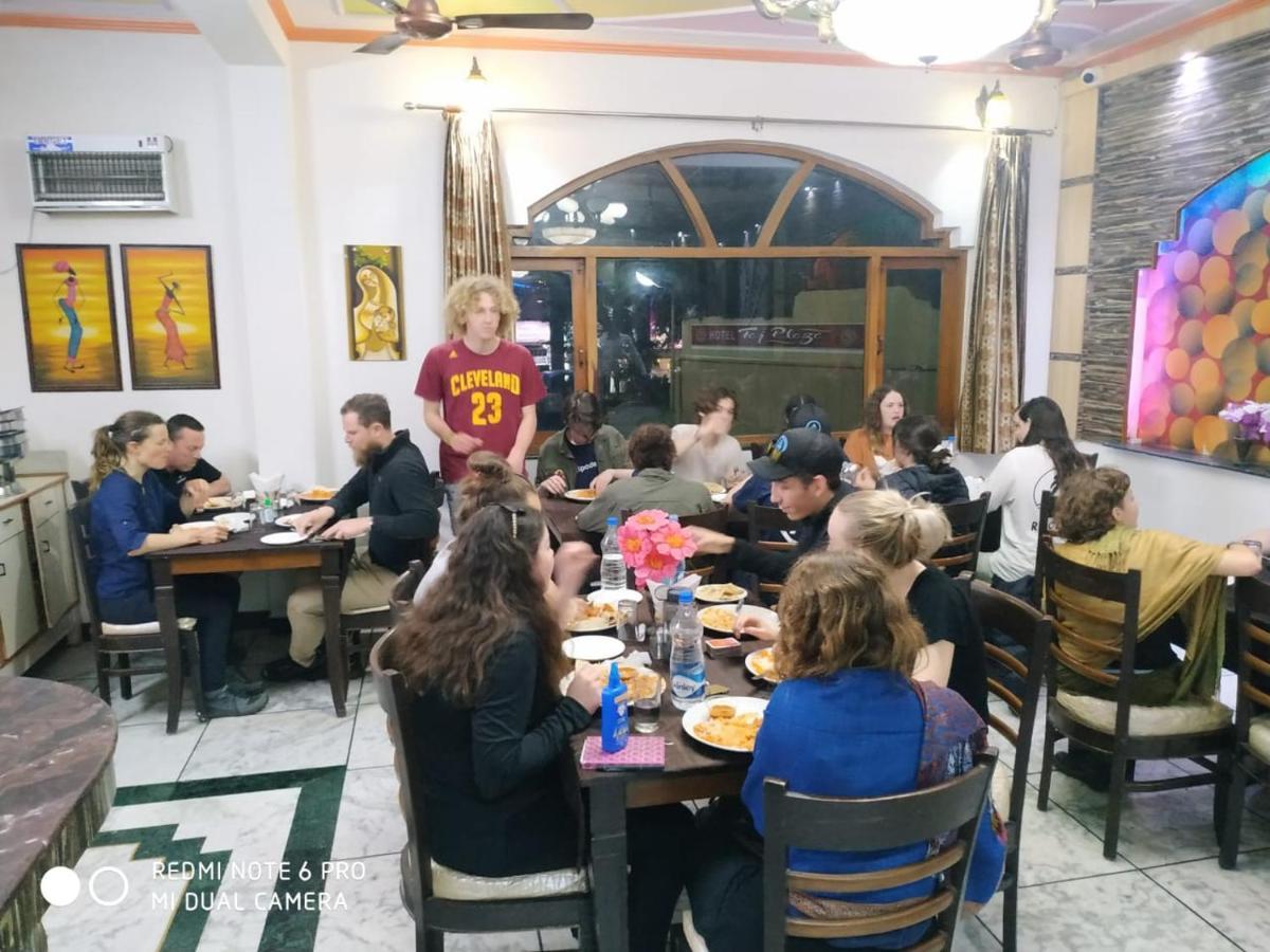 Hotel Taj Plaza, Vip Road, Agra Agra  Dış mekan fotoğraf