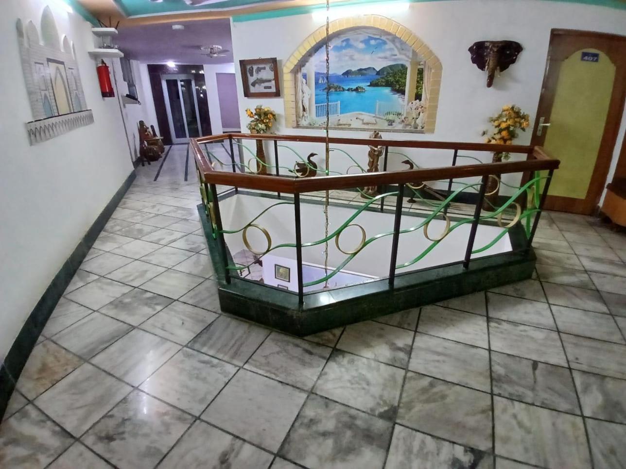Hotel Taj Plaza, Vip Road, Agra Agra  Dış mekan fotoğraf