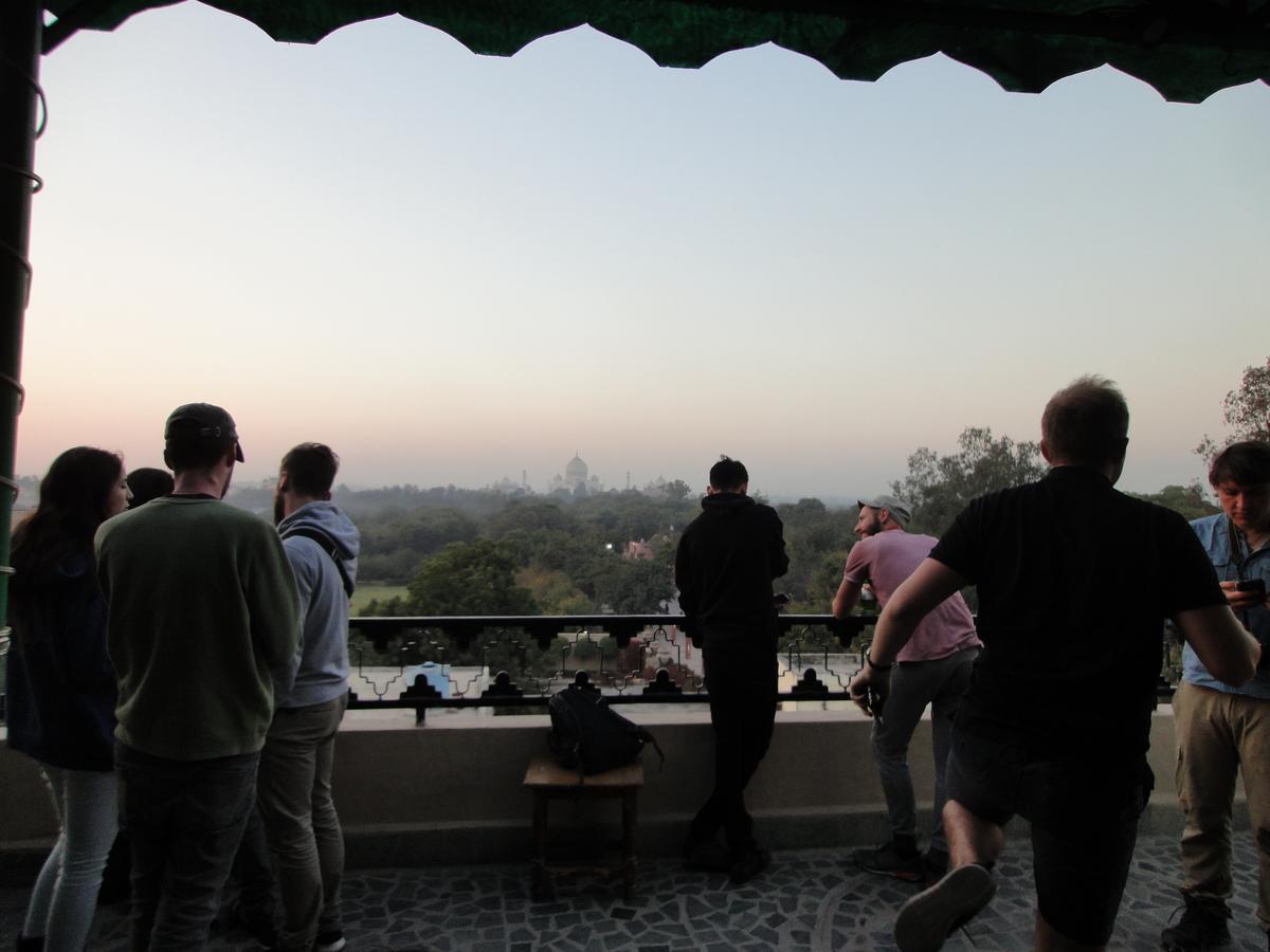 Hotel Taj Plaza, Vip Road, Agra Agra  Dış mekan fotoğraf