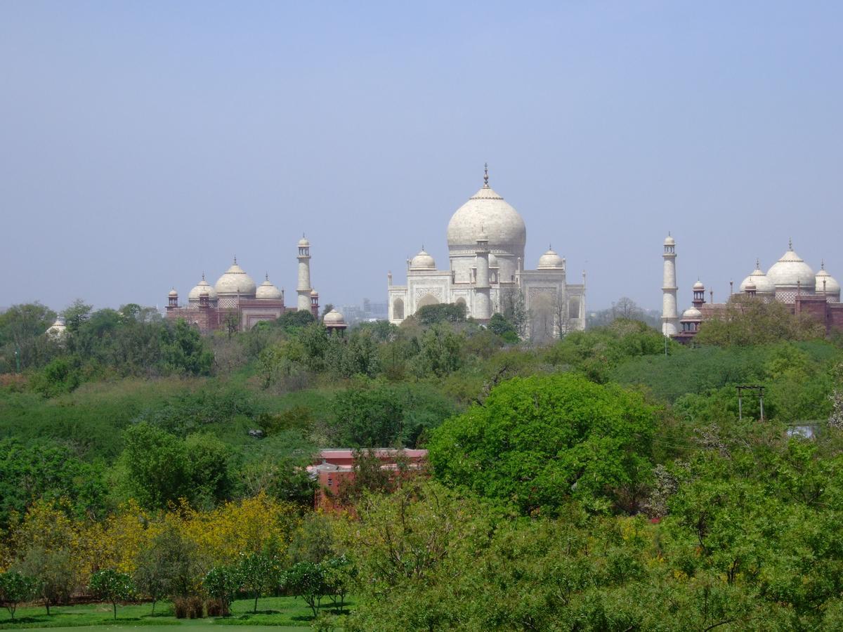 Hotel Taj Plaza, Vip Road, Agra Agra  Dış mekan fotoğraf
